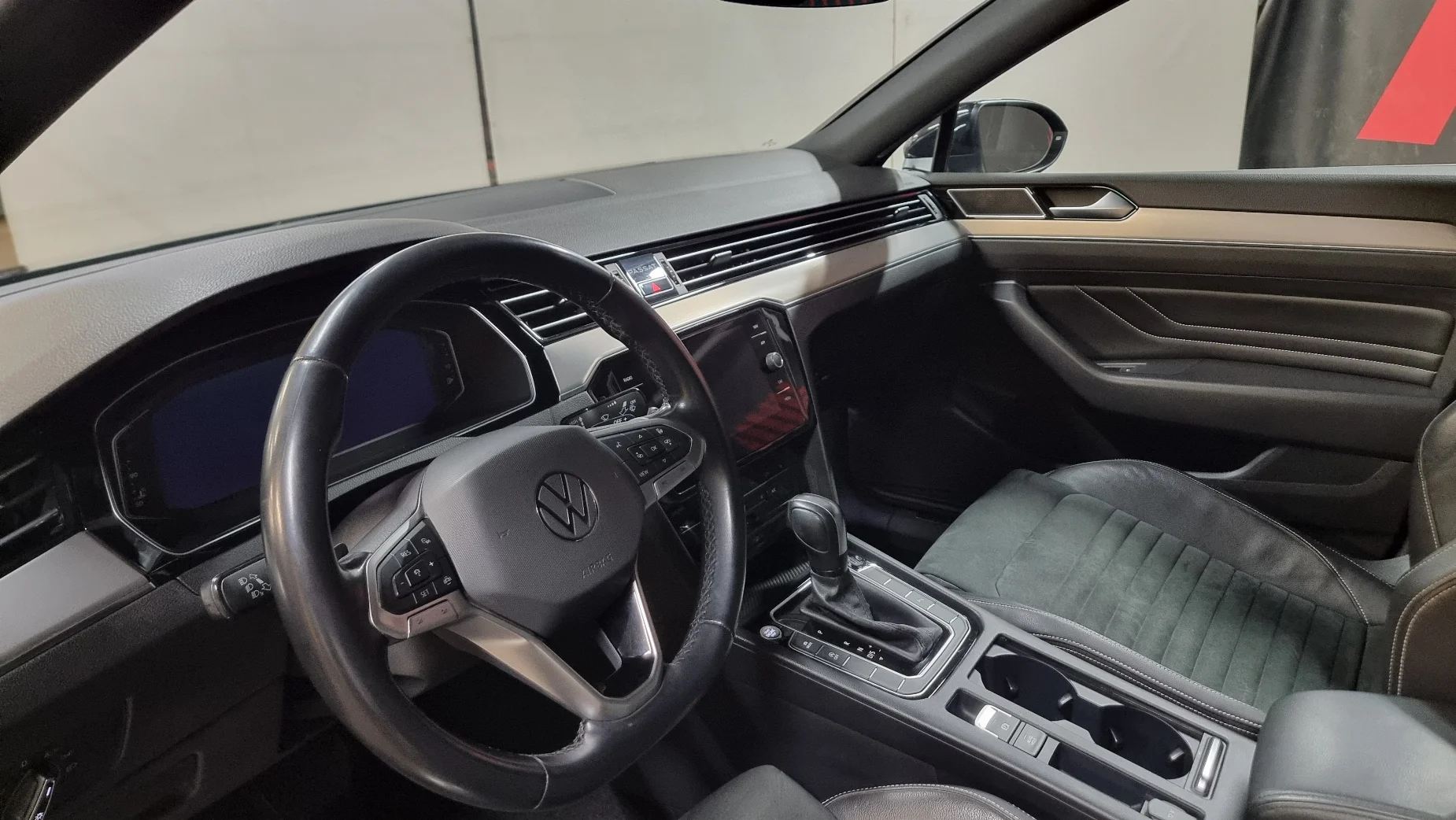 Volkswagen Passat photo